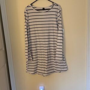 SHEIN Black and White Striped Top